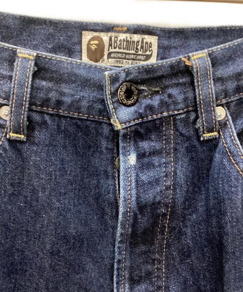 A BATHING APE（アベイシングエイプ）A BATHING APE (ア ベイシング エイプ) 刺繍デニムパンツ インディゴ サイズ:Lの古着・服飾アイテム