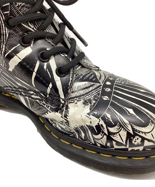 Dr.Martens（ドクターマーチン）Dr.Martens (ドクターマーチン) EGRET PLAYING CARD PRINT 8EYE BOOTS サイズ:US7の古着・服飾アイテム