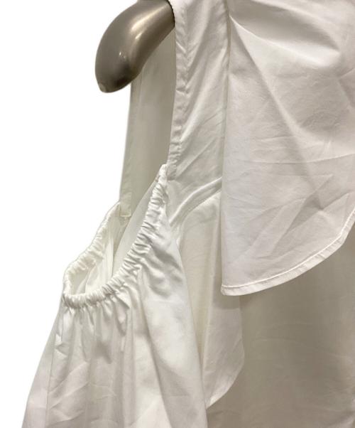 BLUE LABEL CRESTBRIDGE（ブルーレーベルクレストブリッジ）BLUE LABEL CRESTBRIDGE (ブルーレーベルクレストブリッジ) 半袖ブラウス ホワイト サイズ:38の古着・服飾アイテム