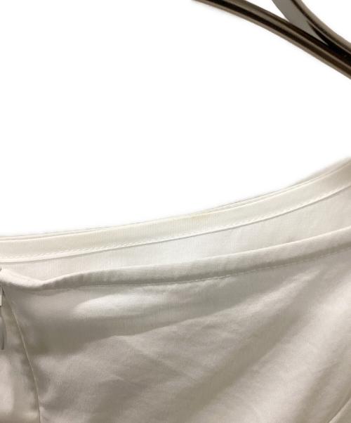 BLUE LABEL CRESTBRIDGE（ブルーレーベルクレストブリッジ）BLUE LABEL CRESTBRIDGE (ブルーレーベルクレストブリッジ) 半袖ブラウス ホワイト サイズ:38の古着・服飾アイテム