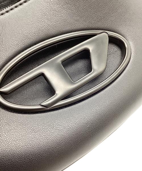 DIESEL（ディーゼル）DIESEL (ディーゼル) HOLI-D BELT BAG M ブラックの古着・服飾アイテム