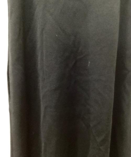 FOXEY BOUTIQUE（フォクシー ブティック）FOXEY BOUTIQUE (フォクシー ブティック) ノースリーブワンピース ブラック×ベージュ サイズ:38の古着・服飾アイテム
