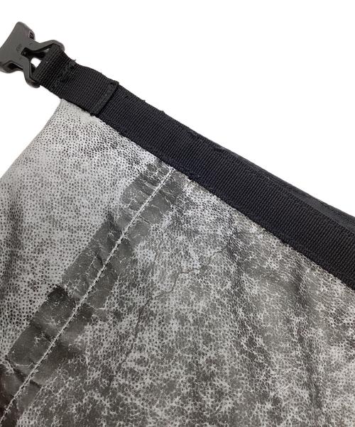 SUPREME（シュプリーム）SUPREME (シュプリーム) リフレクターバッグ グレーの古着・服飾アイテム