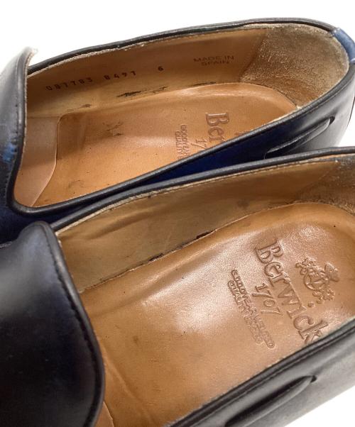 berwick（バーウィック）berwick (バーウィック) タッセルローファー ブラック サイズ:6の古着・服飾アイテム