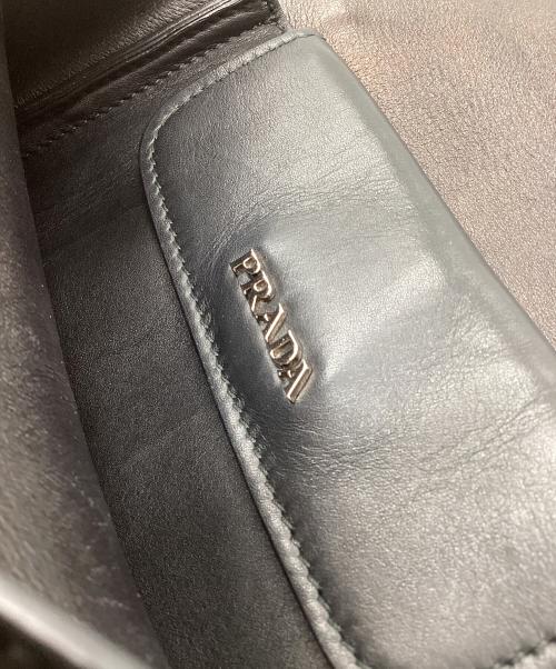 PRADA（プラダ）PRADA (プラダ) ハンドバッグ NERO×BIANCOの古着・服飾アイテム