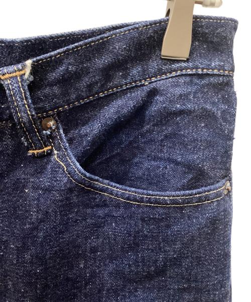 BURGUS PLUS（バーガスプラス）BURGUS PLUS (バーガスプラス) デニムパンツ インディゴ サイズ:32の古着・服飾アイテム