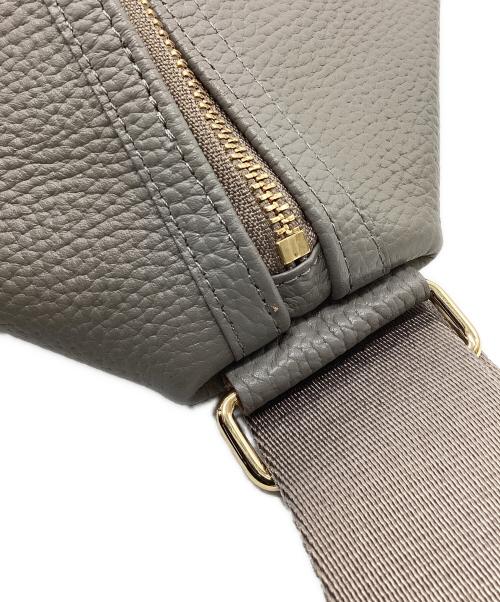 A.D.M.J.（エーディーエムジェイ）A.D.M.J. (エーディーエムジェイ) ワンショルダーバッグ グレーの古着・服飾アイテム