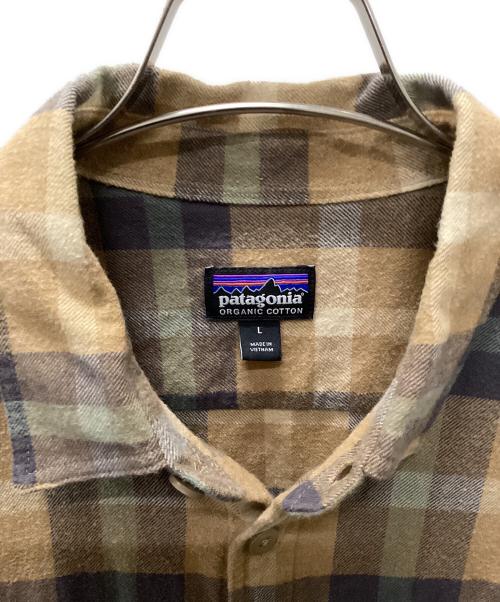 Patagonia（パタゴニア）Patagonia (パタゴニア) ネルシャツ ブラウン サイズ:Lの古着・服飾アイテム