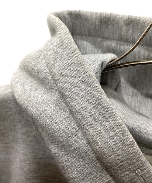 THE NORTH FACE（ザ ノース フェイス）THE NORTH FACE (ザ ノース フェイス) パーカー ライトグレー サイズ:Mの古着・服飾アイテム