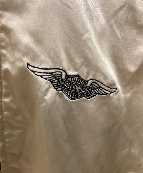 HARLEY-DAVIDSON（ハーレーダビッドソン）HARLEY-DAVIDSON (ハーレーダビッドソン) バック刺繍スカジャン ベージュ×ブラック サイズ:Mの古着・服飾アイテム