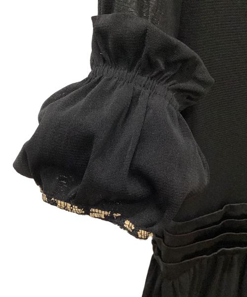 VIVIENNE TAM（ヴィヴィアンタム）VIVIENNE TAM (ヴィヴィアンタム) 00's 刺繍ワンピース ブラックの古着・服飾アイテム