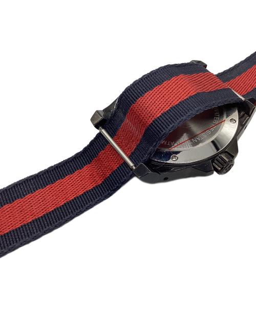 GUCCI（グッチ）GUCCI (グッチ) DIVE ネイビーの古着・服飾アイテム