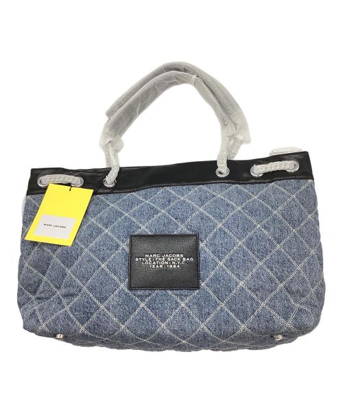 MARC JACOBS（マークジェイコブズ）MARC JACOBS (マークジェイコブス) THE QUILTED DENIM LARGE CHAIN SACK BAG LIGHT WASH INDIGO 未使用品の古着・服飾アイテム