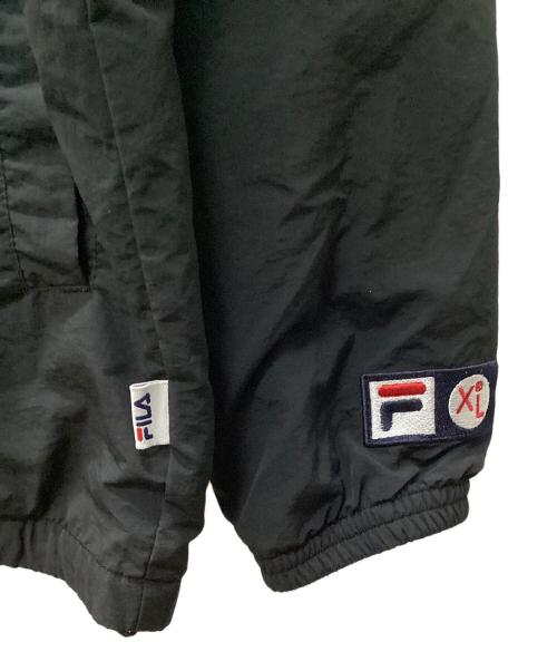 FILA（フィラ）FILA (フィラ) X-LARGE (エクストララージ) FILA × X-LARGE ナイロンジャケット グリーン×ブラック サイズ:Lの古着・服飾アイテム