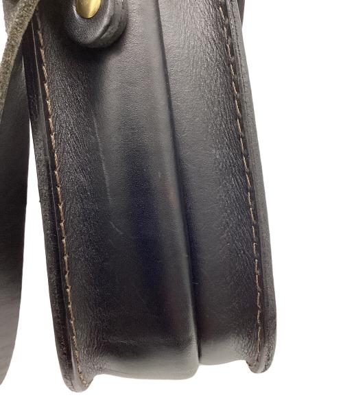 Herz（ヘルツ）Herz (ヘルツ) ラップフラップミニショルダーバッグ ブラックの古着・服飾アイテム