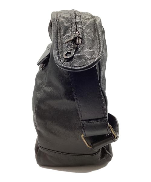 MAKE WHAT YOU WILL（メイクワットユーウィル）MAKE WHAT YOU WILL (メイクワットユーウィル) レザーショルダーバッグ ブラックの古着・服飾アイテム