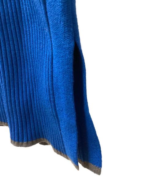 AULA AILA（アウラアイラ）AULA AILA (アウラアイラ) BI-COLOR SLEEVE RIB INNER ブルーの古着・服飾アイテム