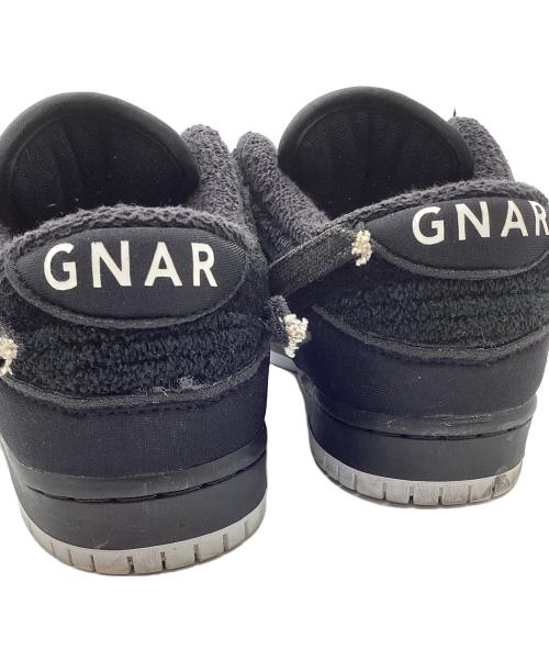 NIKE（ナイキ）NIKE (ナイキ) GNARHUNTERS (ナーハンターズ) SB DUNK LOW PRO QS BLACK/BLACK-WHITE サイズ:25.5cmの古着・服飾アイテム