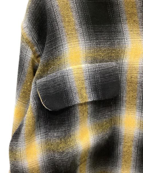 TOWN CRAFT（タウンクラフト）TOWN CRAFT (タウンクラフト) 長袖シャツ グレー×イエロー サイズ:LARGEの古着・服飾アイテム