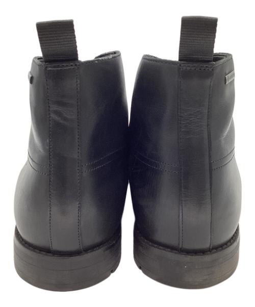 CLARKS（クラークス）CLARKS (クラークス) GTXチャッカーブーツ ブラック サイズ:27.5cmの古着・服飾アイテム