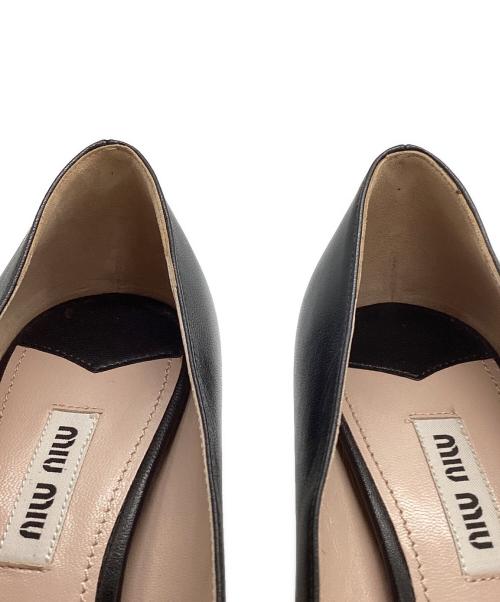 MIU MIU（ミュウミュウ）MIU MIU (ミュウミュウ) ローヒールパンプス ブラック サイズ:35 1/2の古着・服飾アイテム