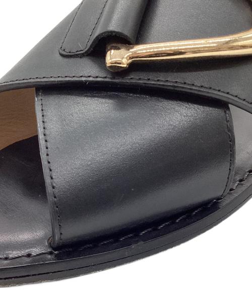 CORSO ROMA 9（コルソローマノーヴェ）CORSO ROMA 9 (コルソローマノーヴェ) NOLLEY’S別注 レザービットクロスストラップサンダル ブラック サイズ:36の古着・服飾アイテム