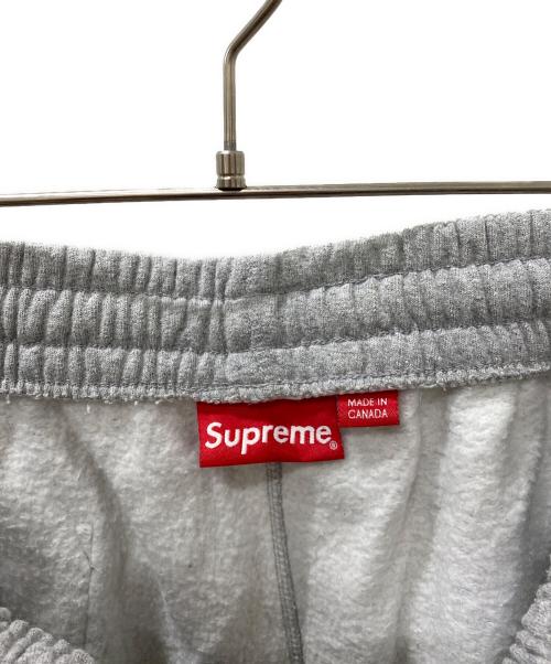 SUPREME（シュプリーム）SUPREME (シュプリーム) Raised Script Sweatpants グレー サイズ:Sの古着・服飾アイテム