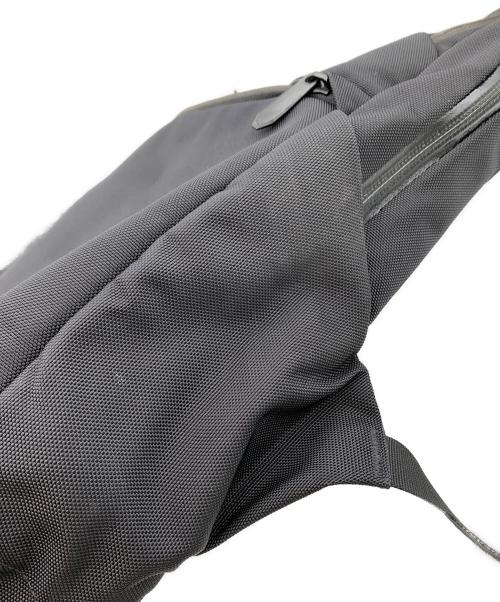 THE NORTH FACE（ザ ノース フェイス）THE NORTH FACE (ザ ノース フェイス) SHUTTLE DAYPACK SLIM ブラックの古着・服飾アイテム