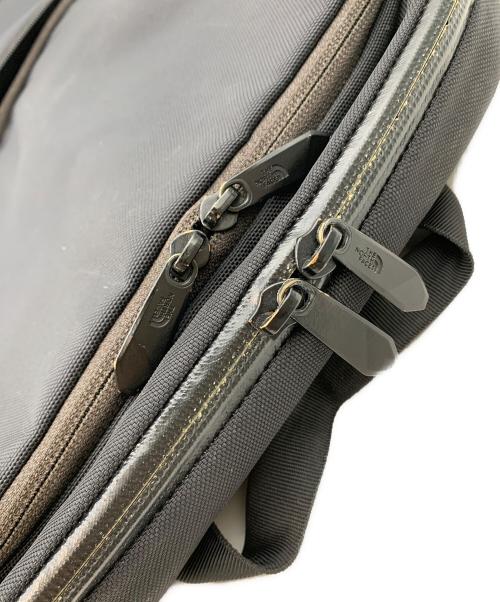 THE NORTH FACE（ザ ノース フェイス）THE NORTH FACE (ザ ノース フェイス) SHUTTLE DAYPACK SLIM ブラックの古着・服飾アイテム