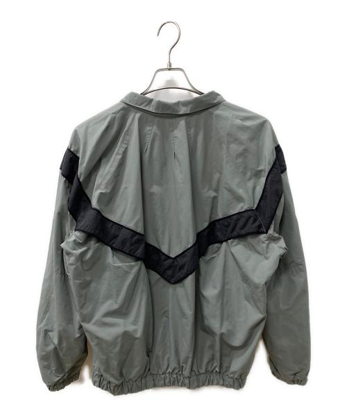 US ARMY（ユーエスアーミー）US ARMY (ユーエスアーミー) 00's PHYSICAL TRAINING REFLECTIVE PT JACKET グレー サイズ:Mの古着・服飾アイテム