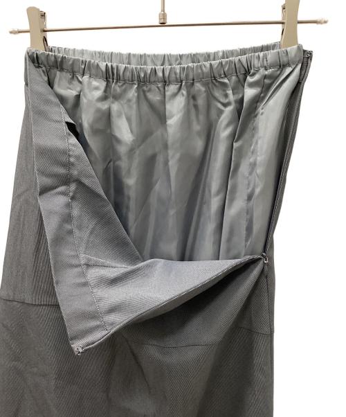 LE CIEL BLEU（ルシェルブルー）LE CIEL BLEU (ルシェルブルー) Pleated Hem Skirt グレー サイズ:36の古着・服飾アイテム