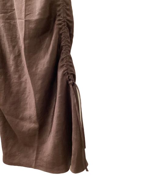 Noble（ノーブル）Noble (ノーブル) ドロストギャザーサテンマーメイドスカート ブラウン サイズ:38の古着・服飾アイテム