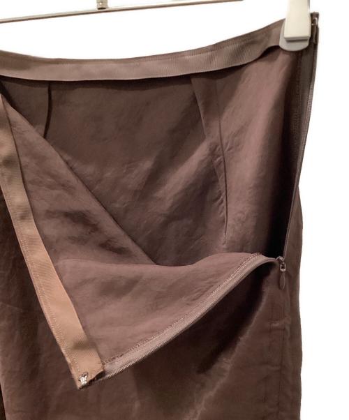 Noble（ノーブル）Noble (ノーブル) ドロストギャザーサテンマーメイドスカート ブラウン サイズ:38の古着・服飾アイテム