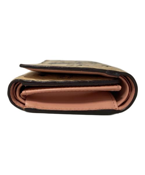 MCM（エムシーエム）MCM (エムシーエム) 3つ折り財布 ベージュの古着・服飾アイテム