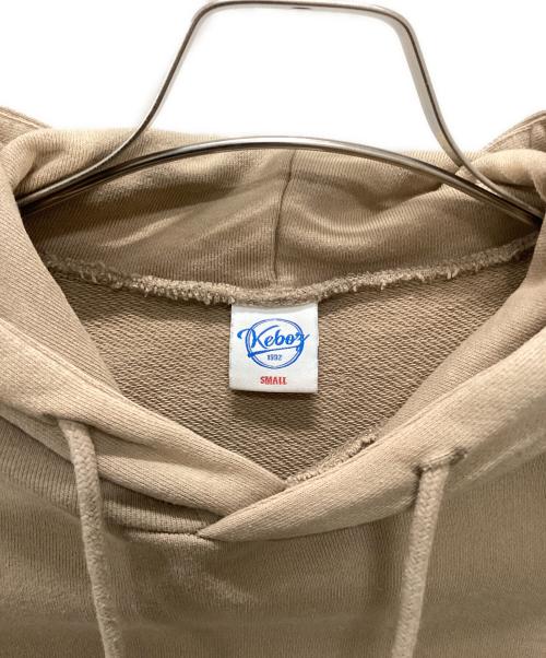 KEBOZ（ケボズ）KEBOZ (ケボズ) KEBOZ パーカー ベージュ サイズ:SMALLの古着・服飾アイテム