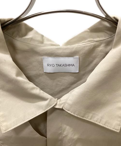 RYO TAKASHIMA（リョウタカシマ）RYO TAKASHIMA (リョウタカシマ) Oversize standcollar slit shirt ベージュ サイズ:Lの古着・服飾アイテム