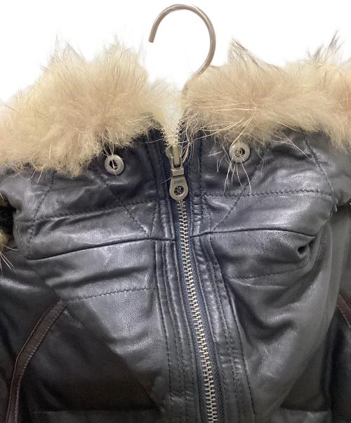 AVIREX（アヴィレックス）AVIREX (アヴィレックス) レザーダウンジャケット ブラック サイズ:Mの古着・服飾アイテム