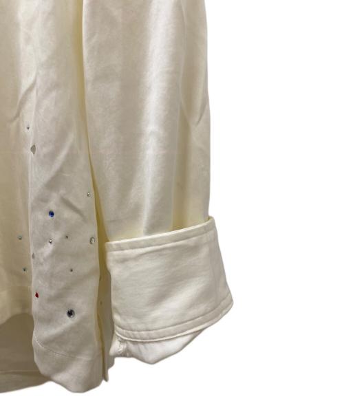 CAMPHOR WOOD（カンファーウッド）CAMPHOR WOOD (カンファーウッド) ラインストーンレーヨンシャツ ホワイト サイズ:Mの古着・服飾アイテム