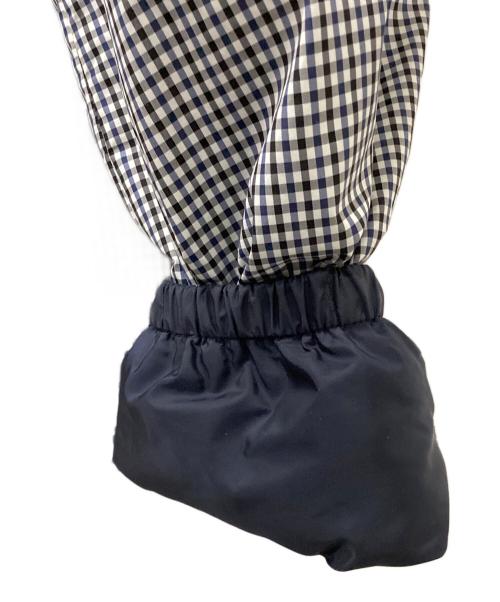 PRADA SPORTS（プラダスポーツ）PRADA SPORTS (プラダスポーツ) ギンガムチェックナイロン中綿ジャケット ホワイト×ネイビー サイズ:46の古着・服飾アイテム