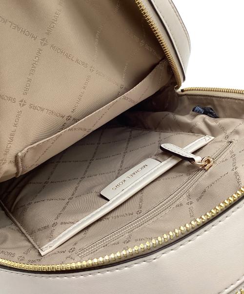 MICHAEL KORS（マイケル・コース）MICHAEL KORS (マイケル・コース) リュック アイボリーの古着・服飾アイテム