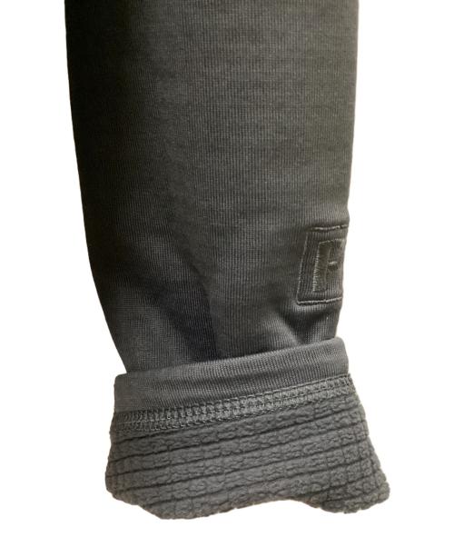 Patagonia（パタゴニア）Patagonia (パタゴニア) R-1 Flash Pullover Mars Color グレー サイズ:Ｍの古着・服飾アイテム