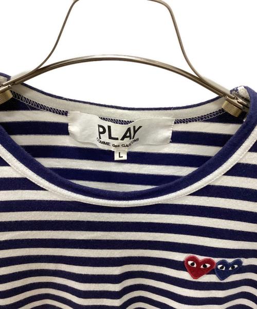 PLAY COMME des GARCONS（プレイコムデギャルソン）PLAY COMME des GARCONS (プレイコムデギャルソン) 長袖カットソー ホワイト×ネイビー サイズ:Lの古着・服飾アイテム