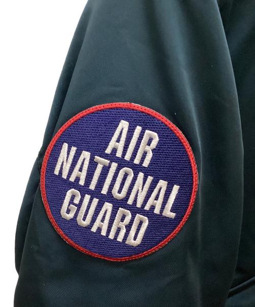 AVIREX（アヴィレックス）AVIREX (アヴィレックス) ニューヨーク エアーナショナルガード ネイビー サイズ:Mの古着・服飾アイテム