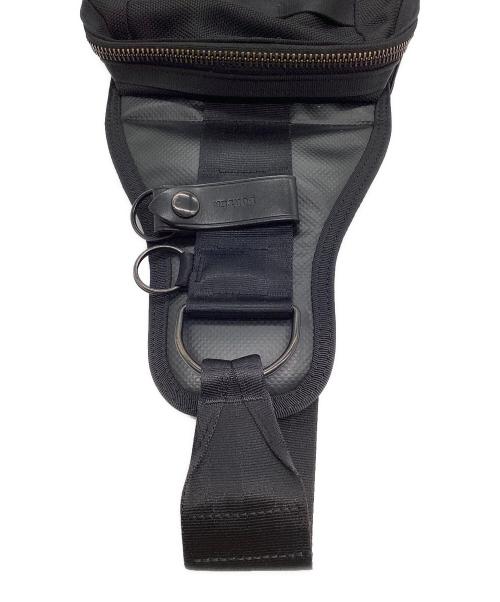 PORTER（ポーター）PORTER (ポーター) ヒートスリングショルダーバック ブラックの古着・服飾アイテム