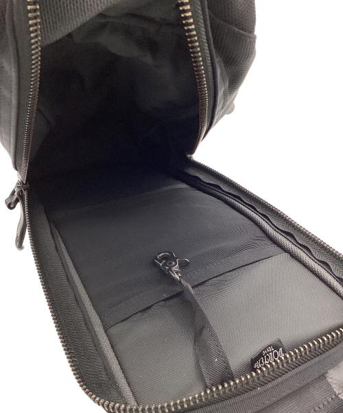 PORTER（ポーター）PORTER (ポーター) ヒートスリングショルダーバック ブラックの古着・服飾アイテム