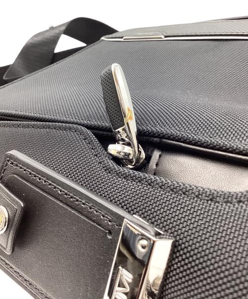 TUMI（トゥミ）TUMI (トゥミ) ショルダーバッグ アライブオルカン ブラックの古着・服飾アイテム