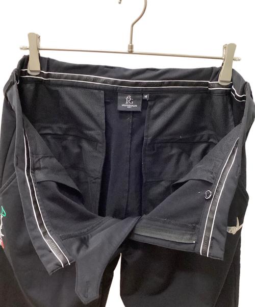 1piu1uguale3 GOLF（ウノ ピゥ ウノ ウグァーレ トレ ゴルフ）1piu1uguale3 GOLF (ウノ ピゥ ウノ ウグァーレ トレ ゴルフ) ゴルフウェア(パンツ) ブラック サイズ:VIIの古着・服飾アイテム