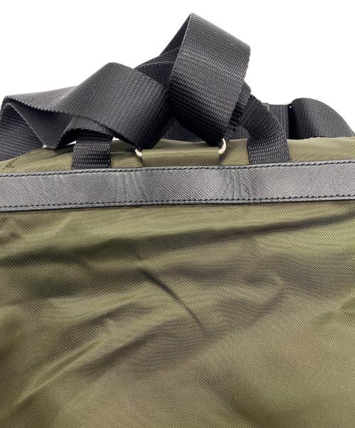 PRADA（プラダ）PRADA (プラダ) ナイロンリュック カーキの古着・服飾アイテム