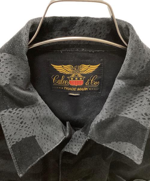 CALEE（キャリー）CALEE (キャリー) ALLOVER SNAKE PATTERN VELVETEEN JACKET ブラック サイズ:MEDIUMの古着・服飾アイテム
