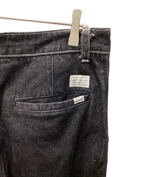 LEVI'S（リーバイス）LEVI'S (リーバイス) PREMIUM BLACK DENIM SLACKS ブラック サイズ:W32 L30の古着・服飾アイテム